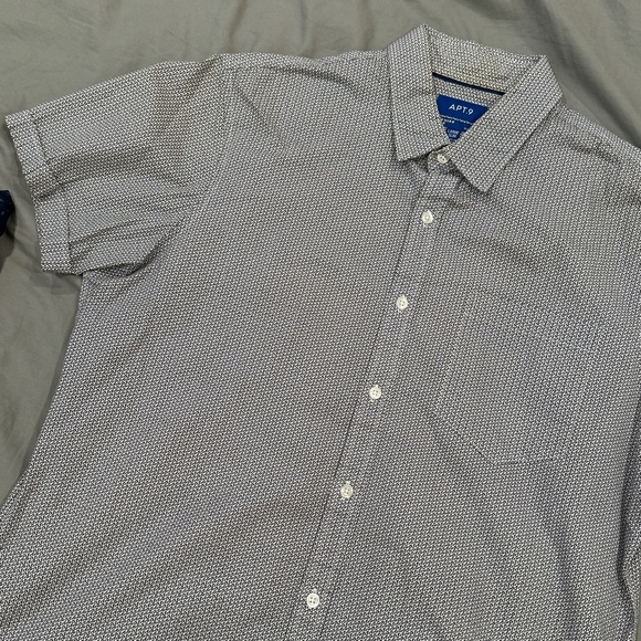 Men’s blue and white button down SLIM FIT shirts with patterns - Picture 8 of 11